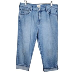 Levi's 515 Capri Light Wash Denim Blue Jeans Beach Summer Womens Size 12